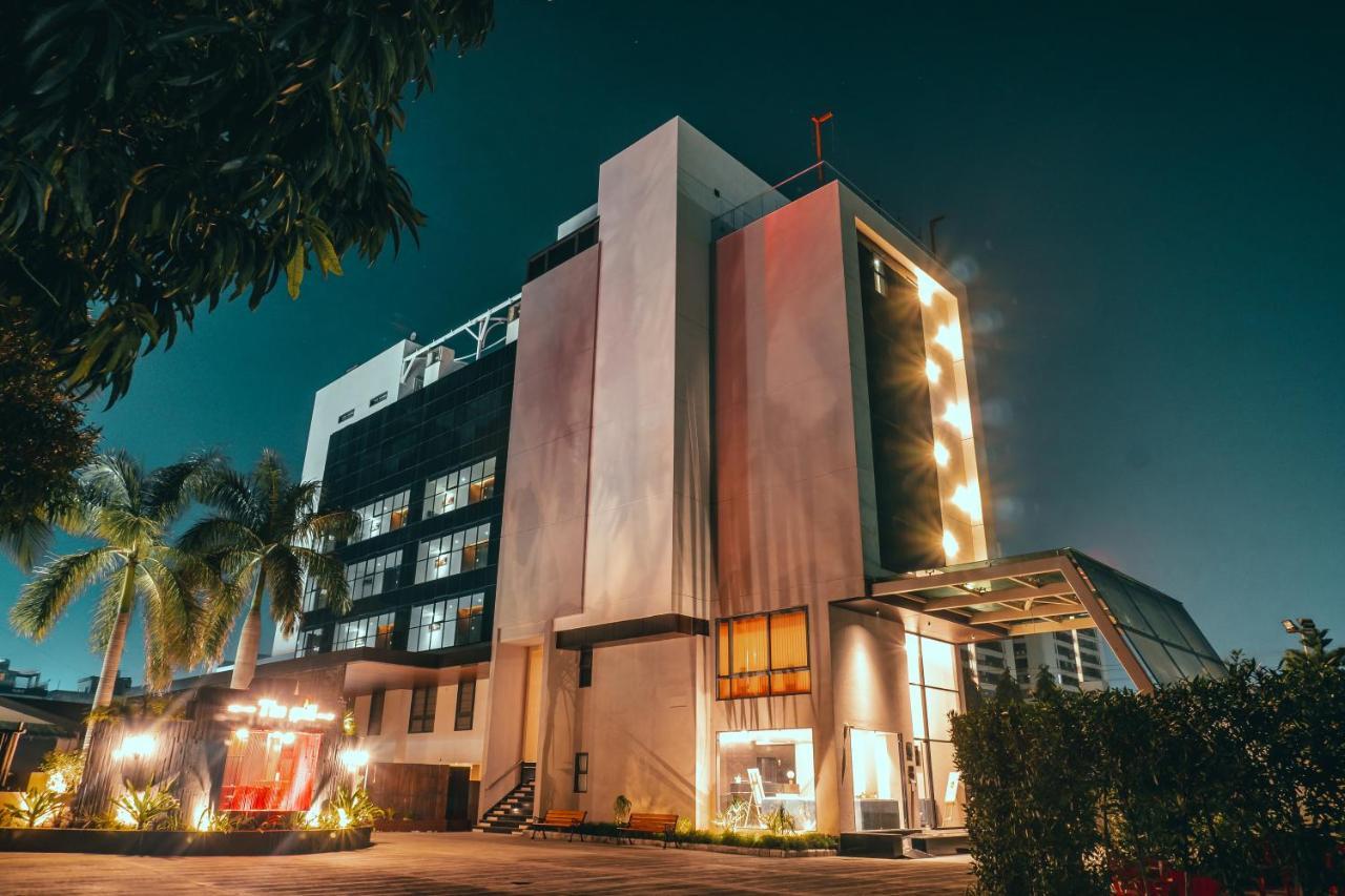 Jardin Hotel 4*
